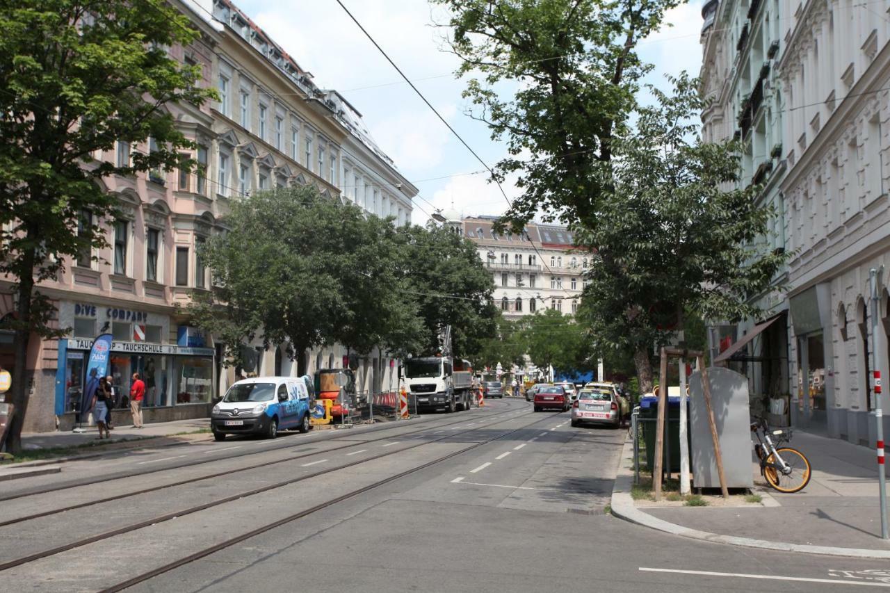 Casa Nostra - Ruhige Stadtwohnung Mit Balkon Wien Ngoại thất bức ảnh